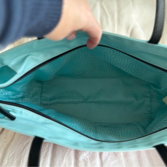 Kate Spade Out of Office Tote Beetle Bug Desert Chihuahua in car - Picture 10 of 11